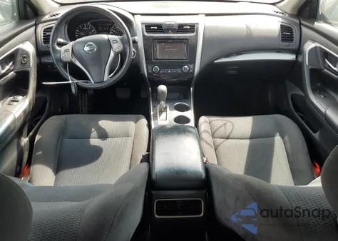 2015 Nissan Altima 2.5 z USA, uszkodzony, nr VIN 1N4AL3AP7FC278156